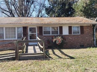 613 Memphis St, Greensboro, NC 27406