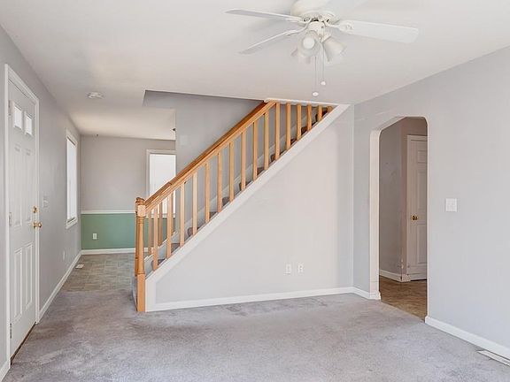 4th image of 171 Rosewell St