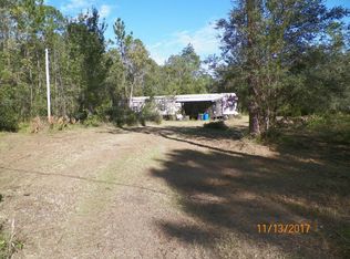218 Gas Pipeline Rd, Palatka, FL 32177