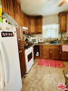 740 W 9th St, San Bernardino, CA, 92410