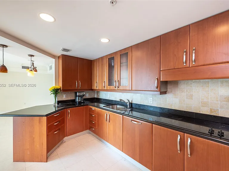 19400 Turnberry Way #1621 — Photo 11