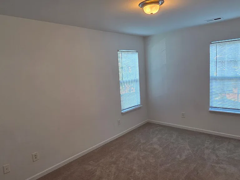 5905 Hollow Wood Ct — Photo 24