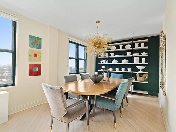3rd image of 937 Union St APT 14