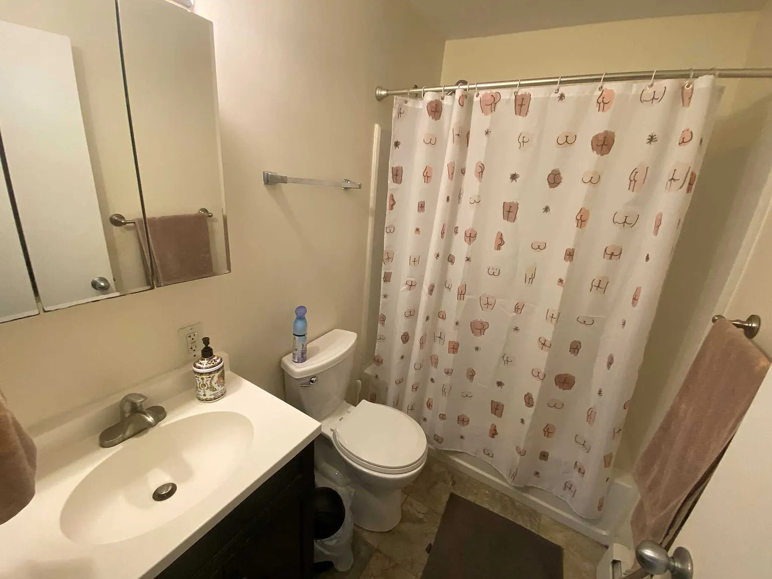 4 bed, $7,000 — Photo 4
