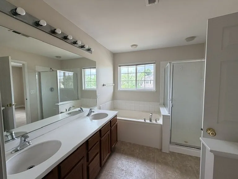 3740 Pope Ct — Photo 8