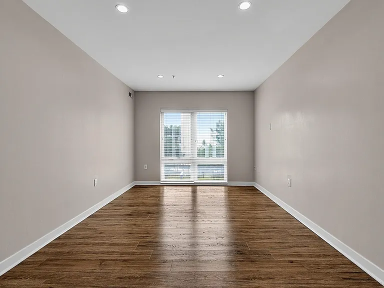 1516 Marion Barry Ave SE #402 — Photo 9