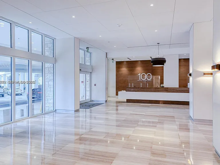 100 Bayview Dr #208 — Photo 24