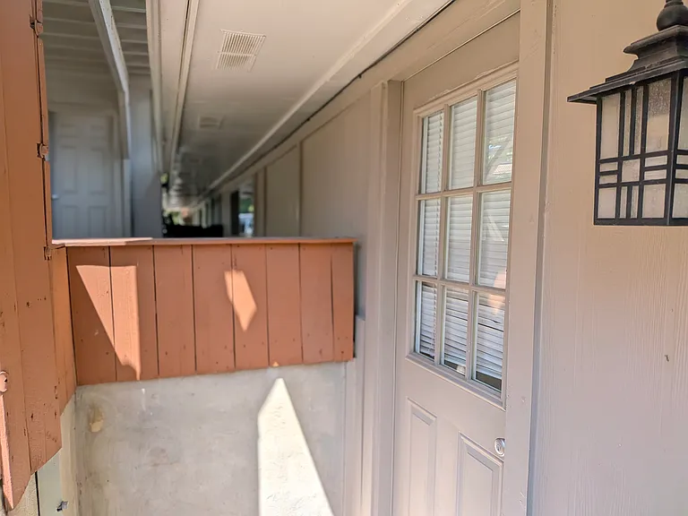 2816 Golfing Green Dr — Photo 18
