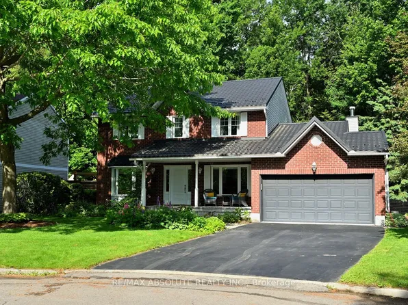 156 Tweed Cres, Russell, ON K4R 1A4