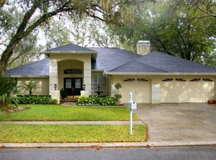 508 Stratfield Dr, Lutz, FL 33549