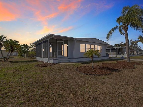 3rd image of 517 Los Altos