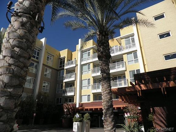 4th image of 21301 Erwin St Unit 209