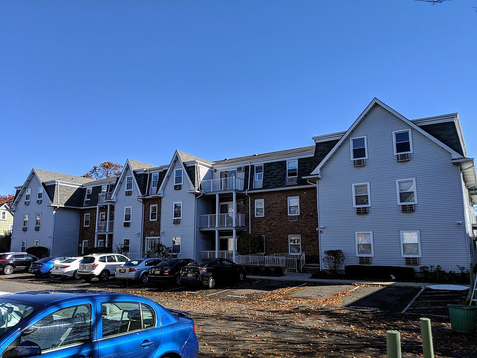 1st image of 65 Whitefield Ave APT 221