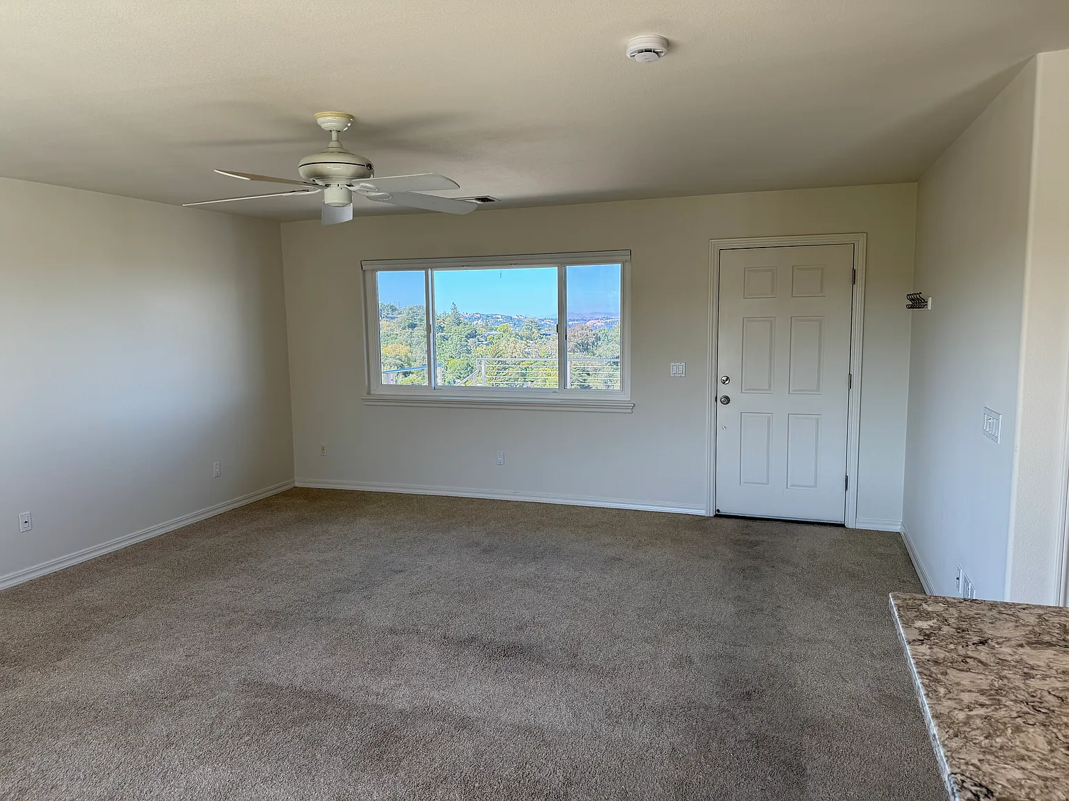 1 bed, 743 sqft, $2,995 — Photo 2