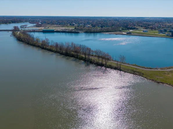 10746 Haven Cove Way, Fishers, IN 46040