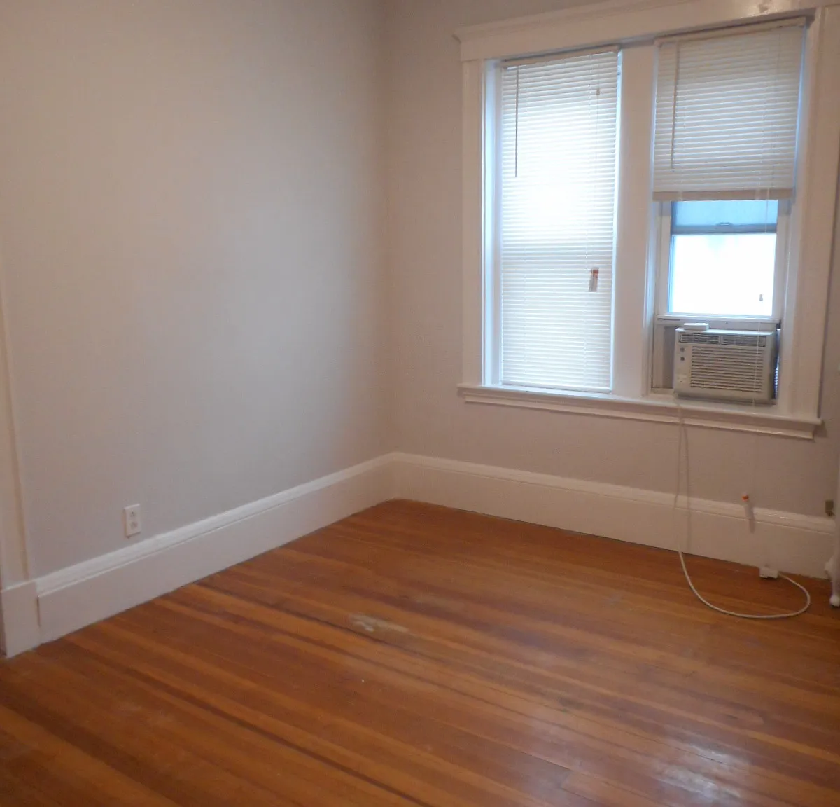 553 Brookline Ave — Photo 3