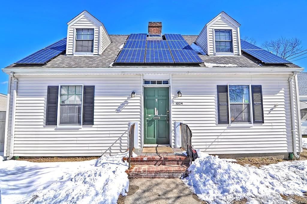 1024 Rockdale Ave, New Bedford, MA 02740 Zillow