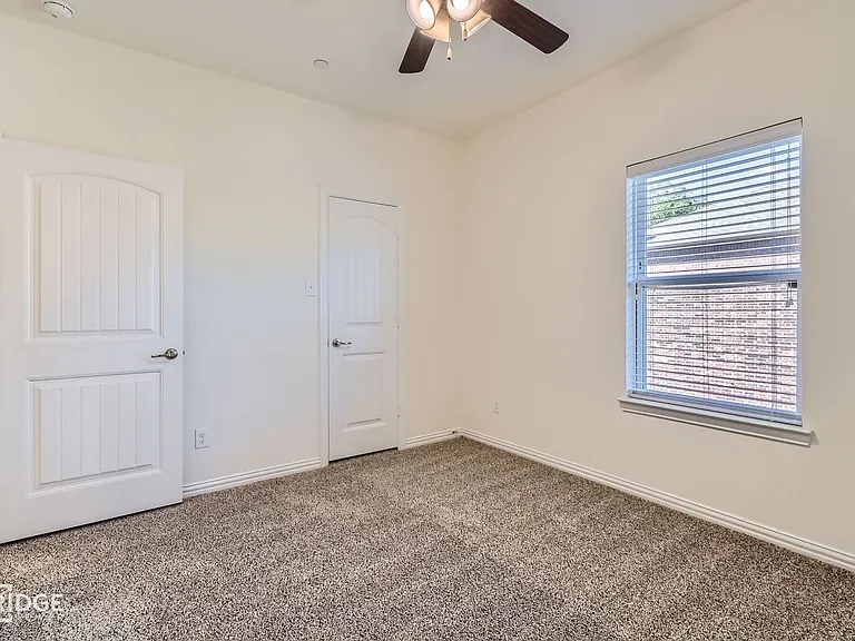 1412 Lake Crest Ln — Photo 21