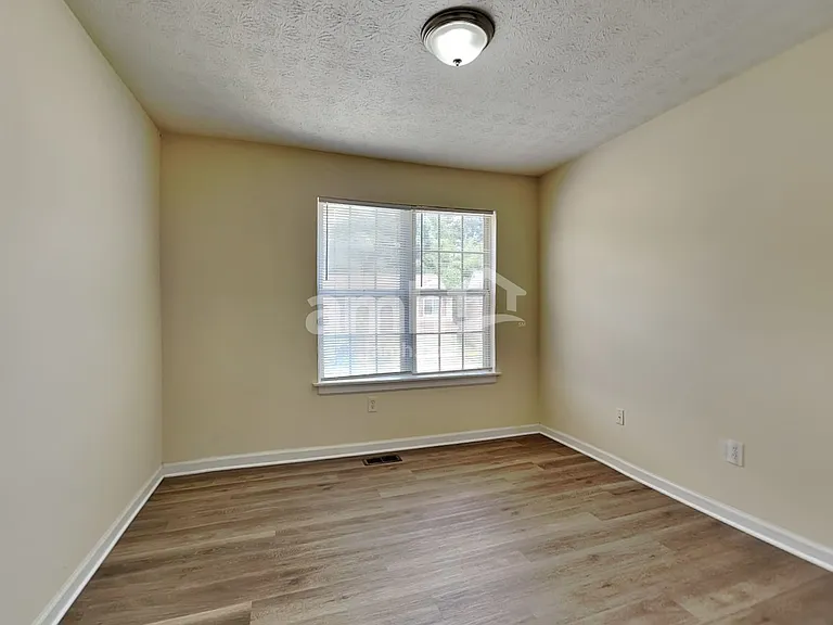 3548 Grovecrest Way — Photo 18