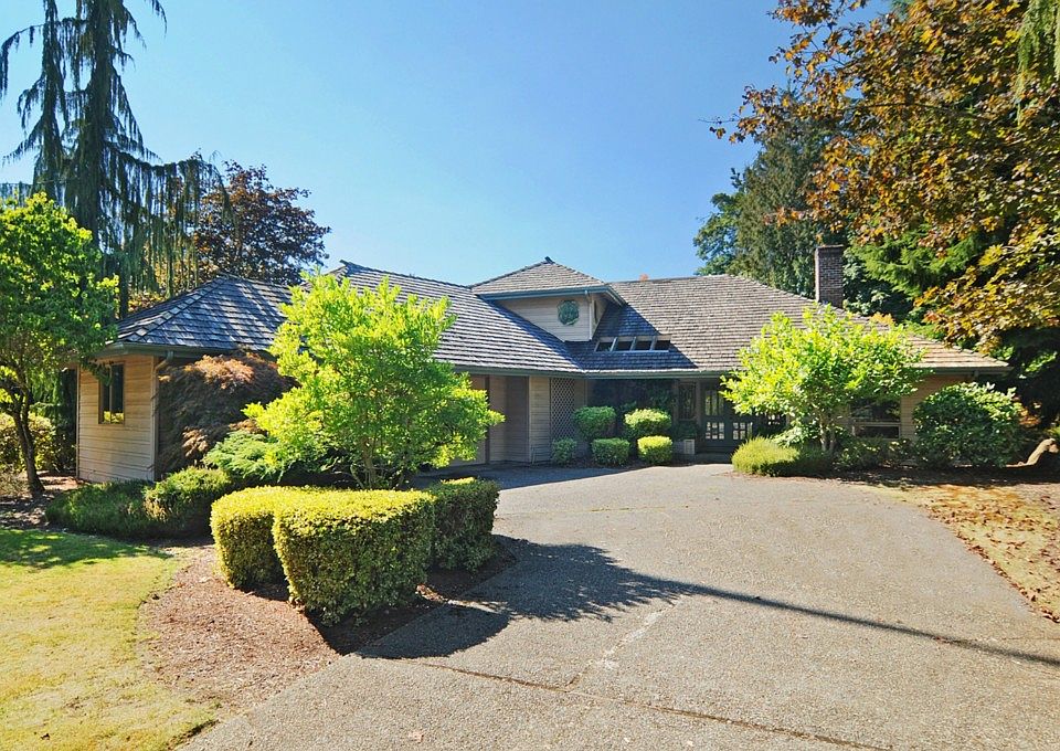 1st image of 13905 205th Ave NE