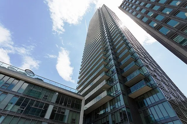 33 Lombard St #2104