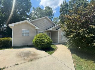107 Griffith St, Winder, GA 30680