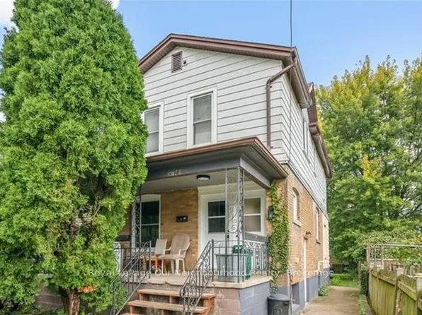 5749 Summer St Unit 2, Niagara Falls, ON L2G 1M5