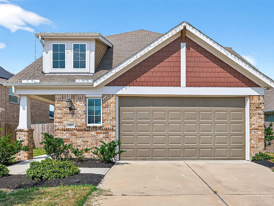 29897 Dovetail Bluff Ln