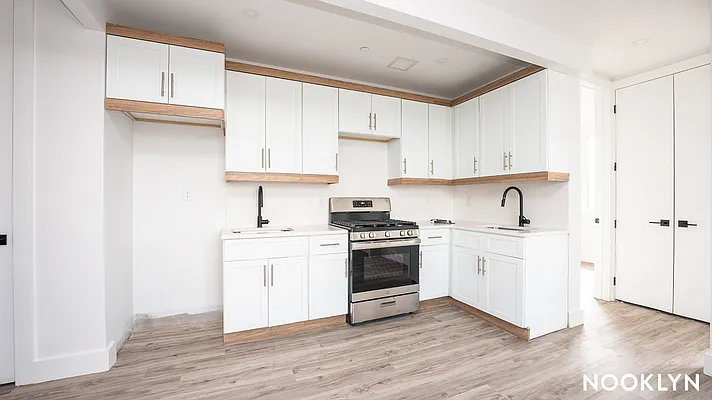 Rented by Nooklyn NYC LLC | media 2