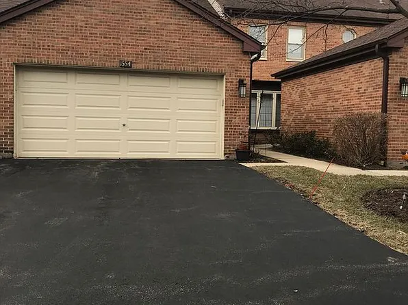 1554 N Windsor Dr, Arlington Heights, IL 60004