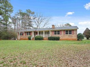 570 Higgins Rd, Jackson, GA 30233