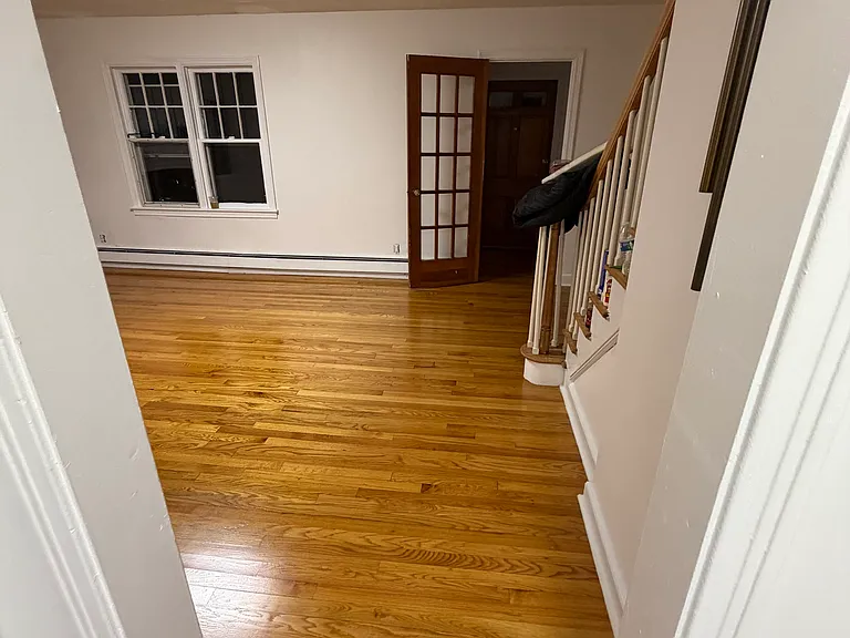 625 Clark St — Photo 11