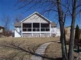 808 Waynoka Dr, Lake Waynoka, OH 45171