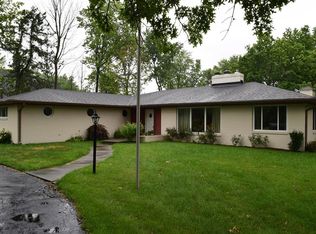 9291 Spring Mill Rd, Indianapolis, IN 46260