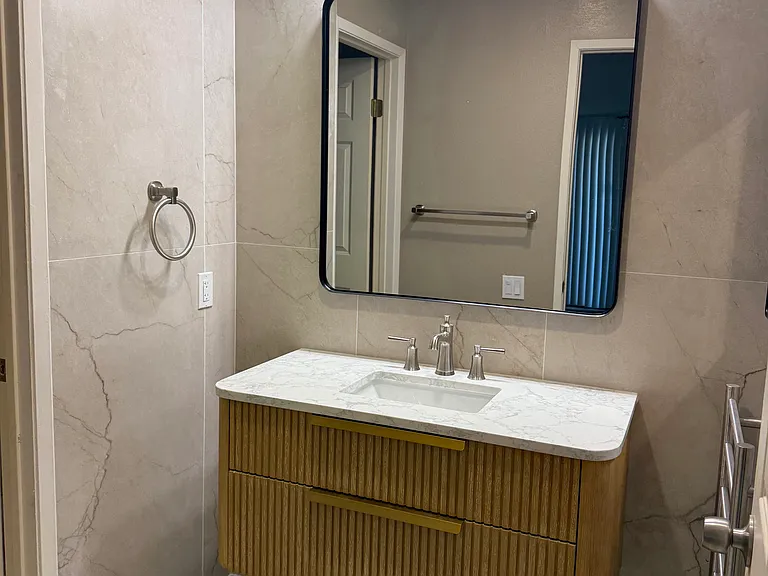 1177 Shoreline Dr — Photo 6