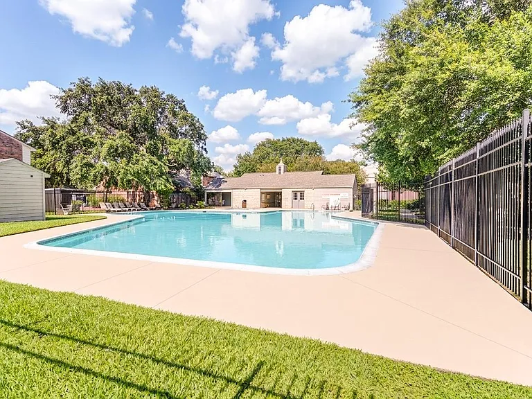 7965 Kendalia Dr — Photo 39