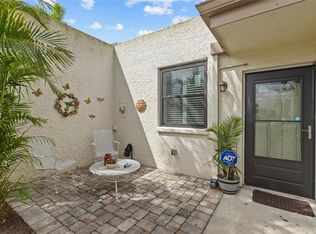 411 Palm Tree Dr #411, Bradenton, FL 34210