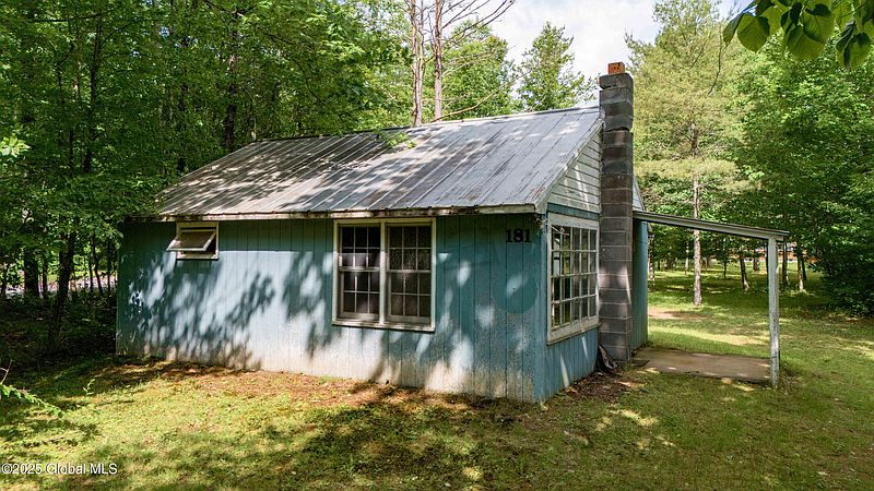 4th image of 181 Hernandez Road