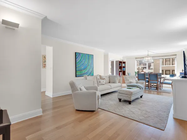 69 5th Avenue image 1 of 9