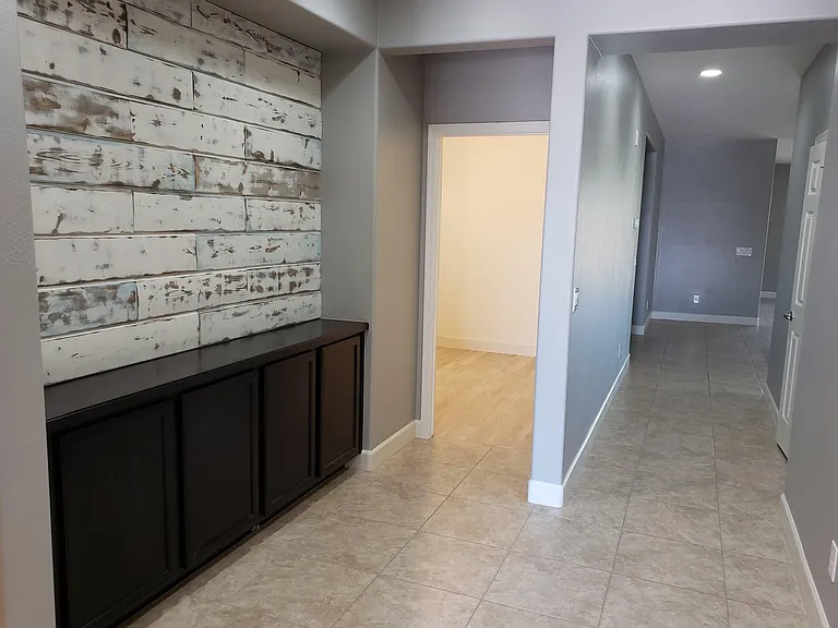 10138 W Los Gatos Dr — Photo 2