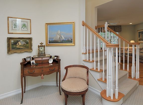 3rd image of 113 Stonewood Ln #113