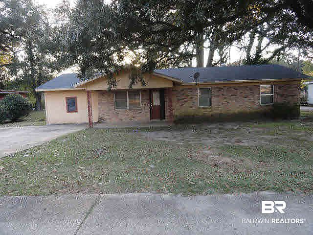 1st image of 206 S Day Ave