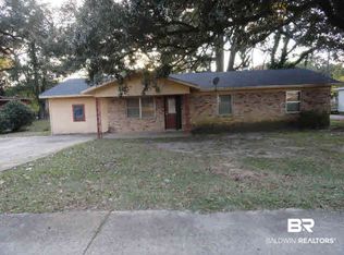 206 S Day Ave, Bay Minette, AL 36507