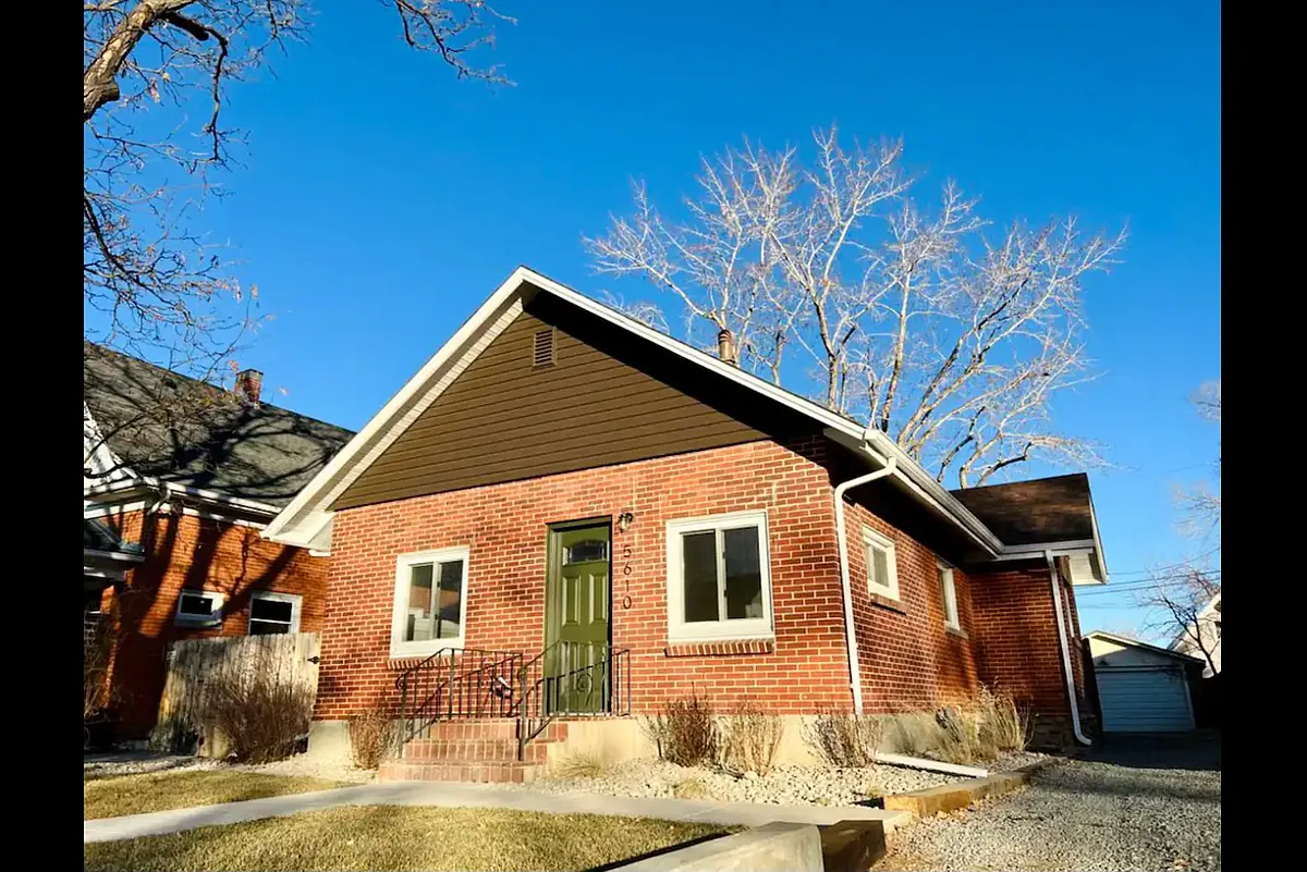 Building Photo - 5610 Zephyr St