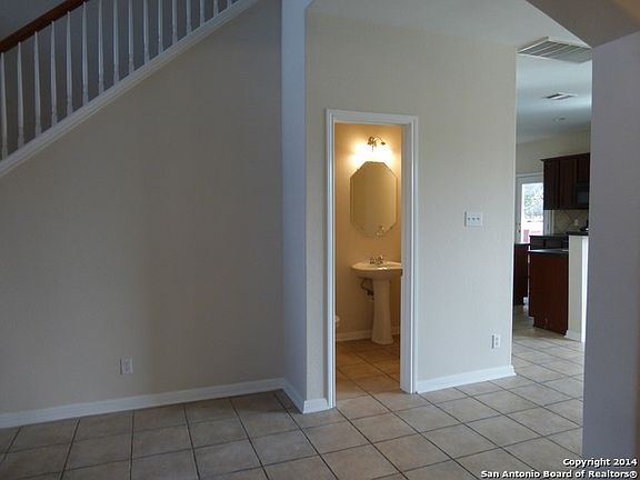 4th image of 1206 Golf Cyn