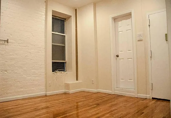 Rented by Town Residential | media 49