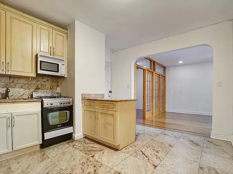 76-15 35th Ave #3L — Photo 11