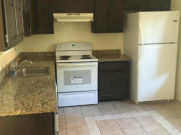 2nd image of 9568 Fern Hollow Way