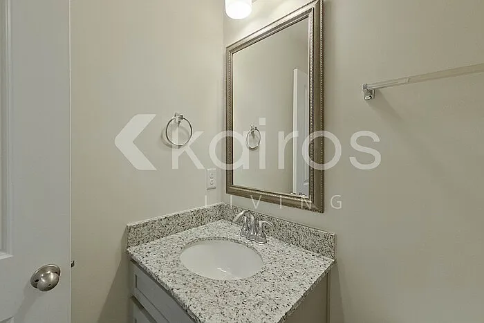 2097 Banyon Cir — Photo 18