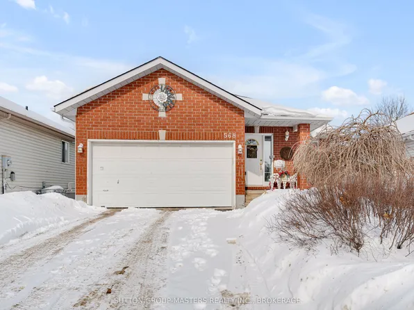 568 Roosevelt Dr, Kingston, ON K7M 8Z7